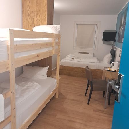 T3 Budget Berlin Хенигсдорф Екстериор снимка