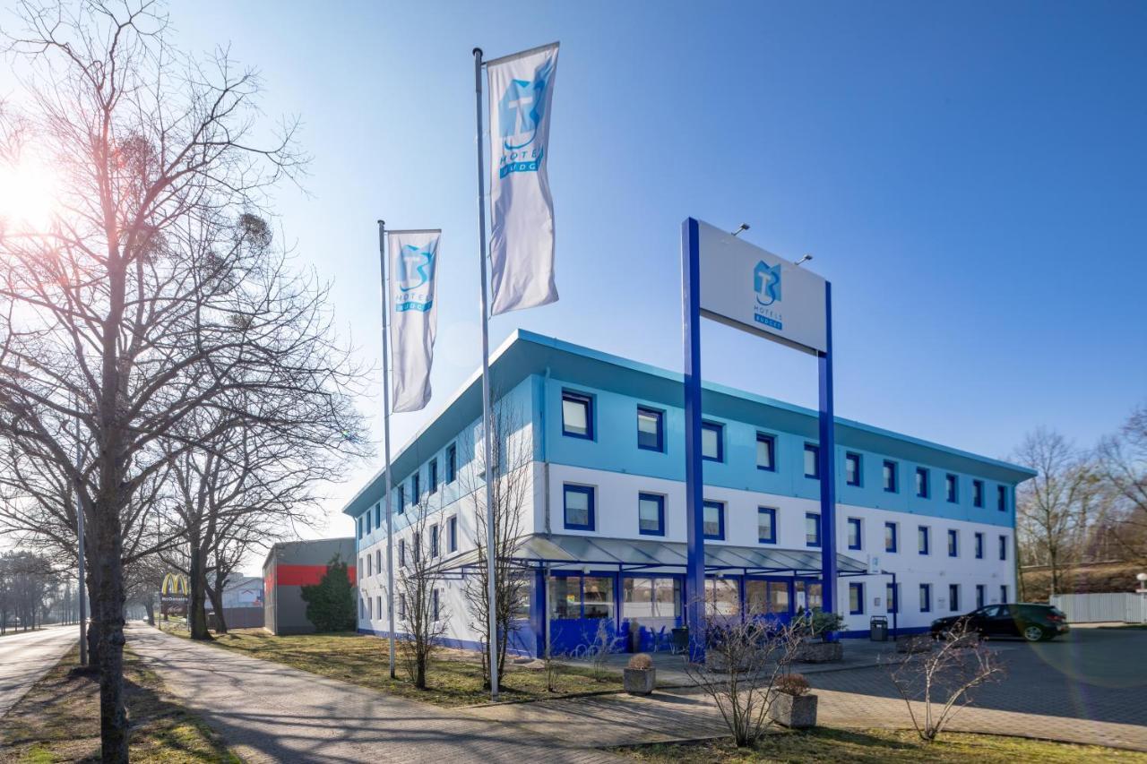 T3 Budget Berlin Хенигсдорф Екстериор снимка